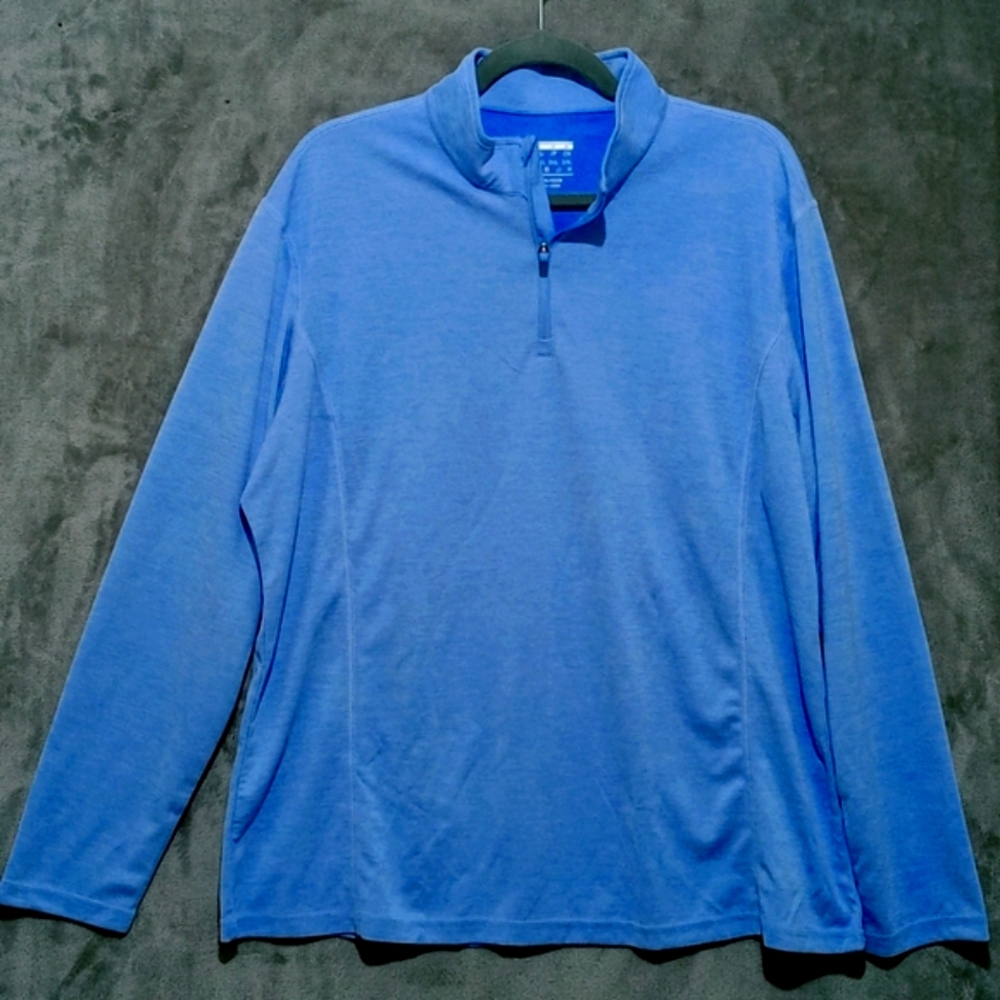 Womens light weight periwinkle exercise shirt